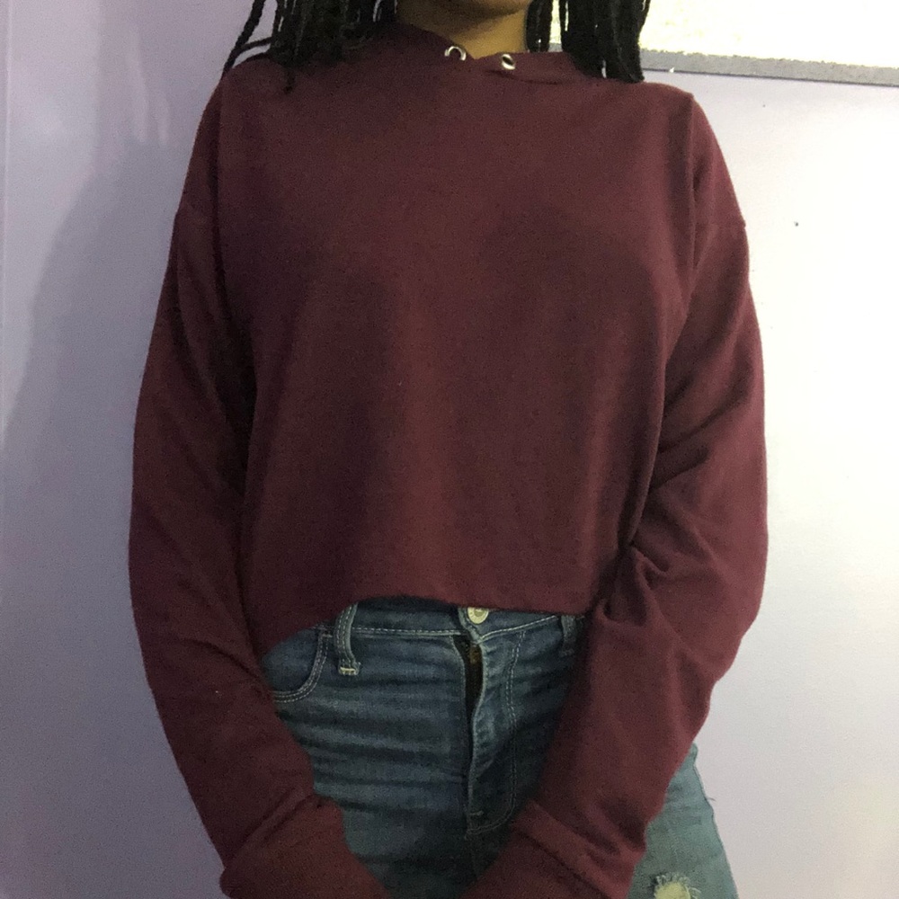 Dark magenta cropped hoodie